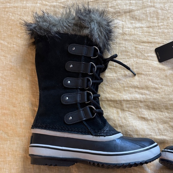 Sorel Joan of Arctic waterproof winter boots new with tags - Picture 12 of 17